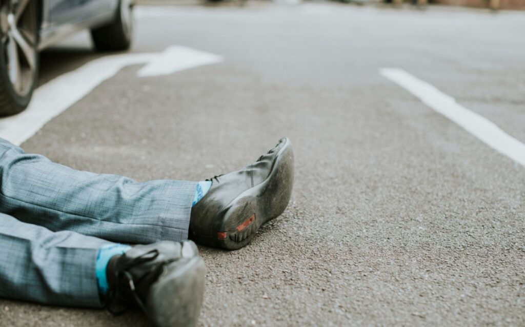 Tragiczne potrącenie na przejściu dla pieszych w Czarnożyłach – 15-latka trafiła do szpitala